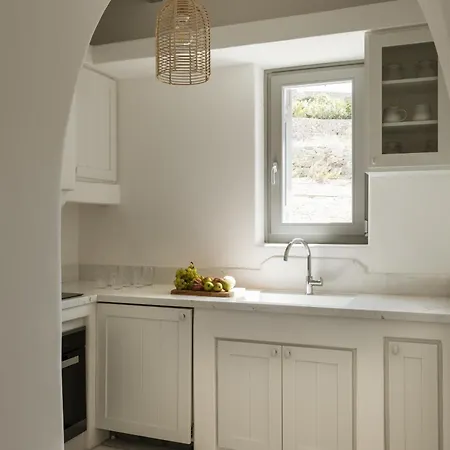 Luxury 5bdr Retreat In Mykonos וילה קלפטיס