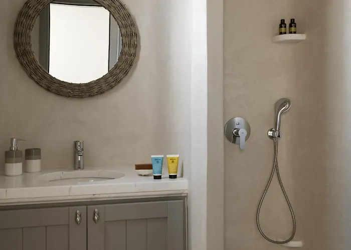 Luxury 5bdr Retreat In Mykonos