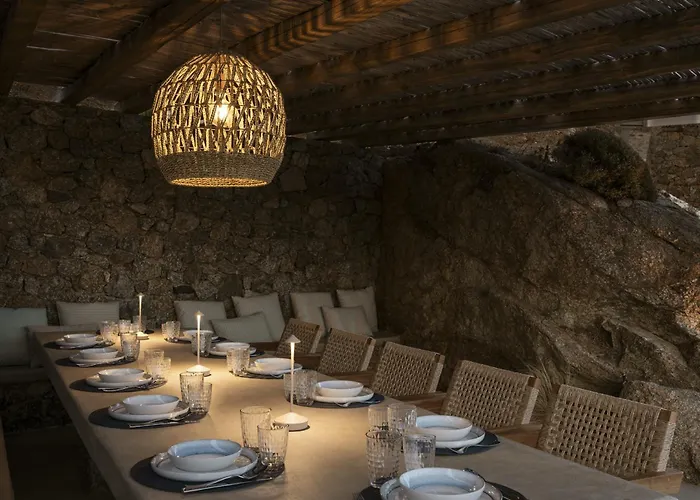 Luxury 5bdr Retreat In Mykonos *