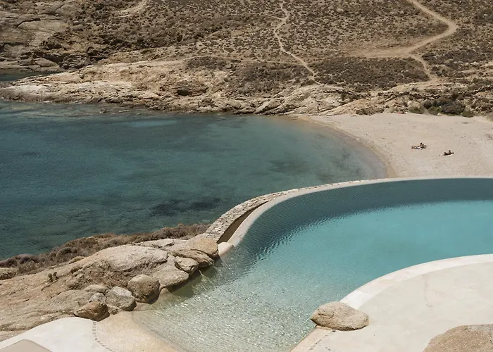 Luxury 5bdr Retreat In Mykonos *