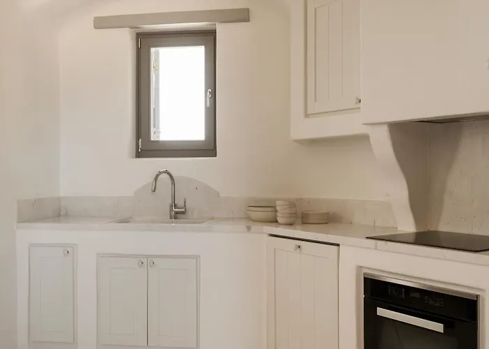 Luxury 5bdr Retreat In Mykonos *