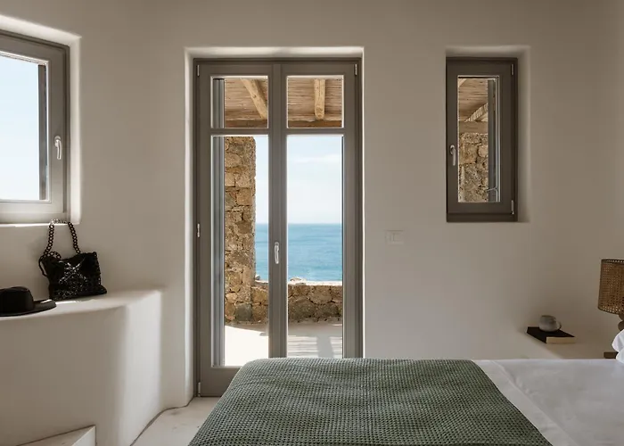 Luxury 5bdr Retreat In Mykonos