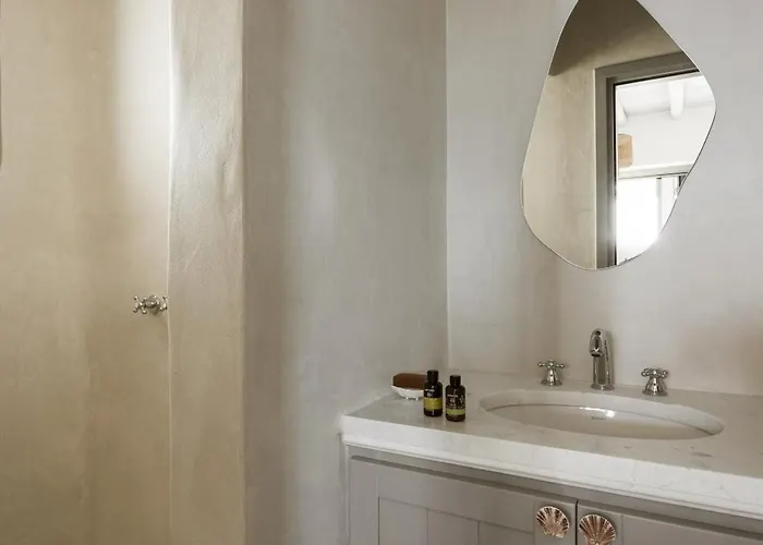 Villa Luxury 5bdr Retreat In Mykonos