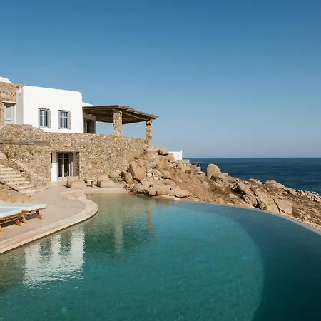 Luxury 5bdr Retreat In Mykonos וילה *